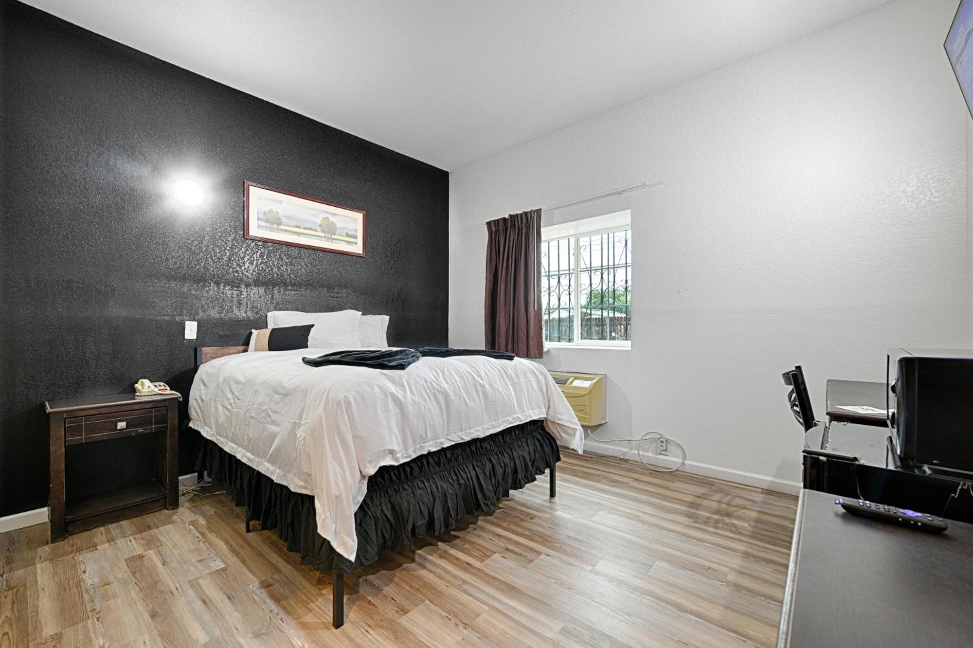 Hotel Dilley Grand Kültér fotó