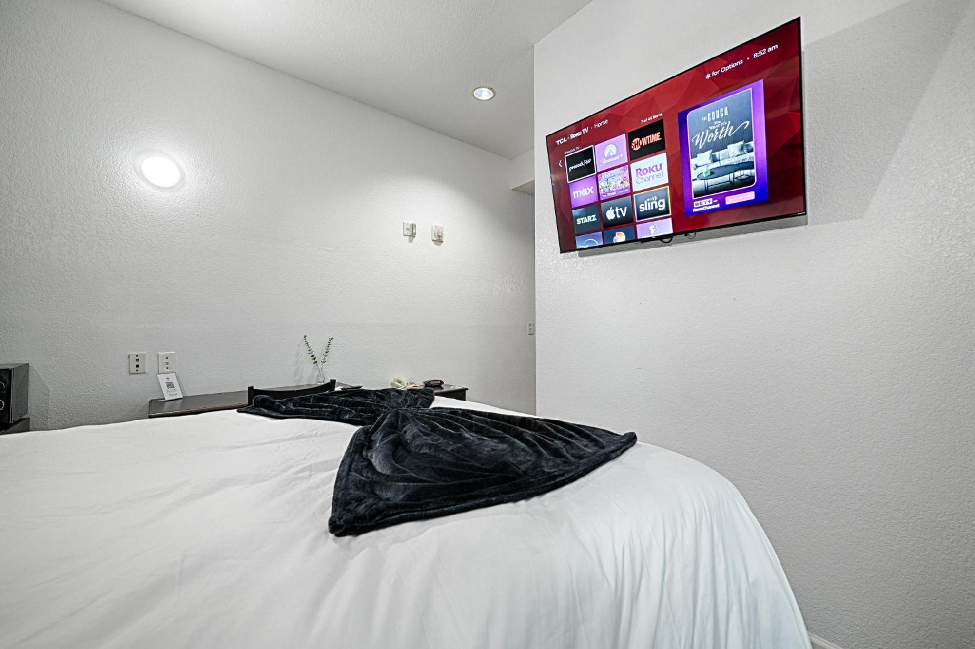 Hotel Dilley Grand Szoba fotó